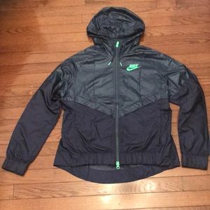 Nike windrunner blue and navy color